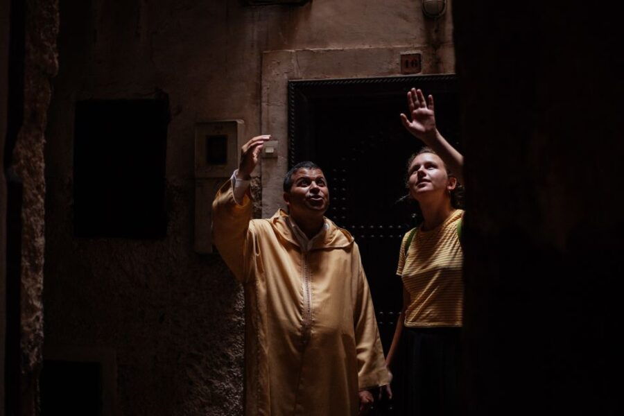 Marrakech: Live Like a Local Private Tour With Tea and Snack - Good To Know