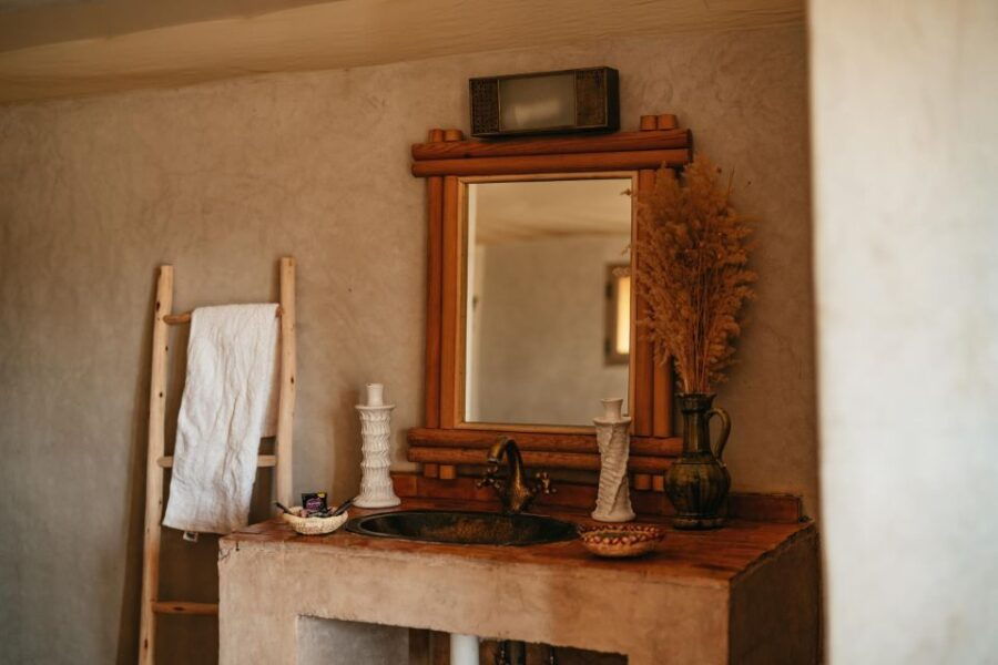 Marrakech: Luxury Tent Stay in Agafay Desert With Dinner - Good To Know