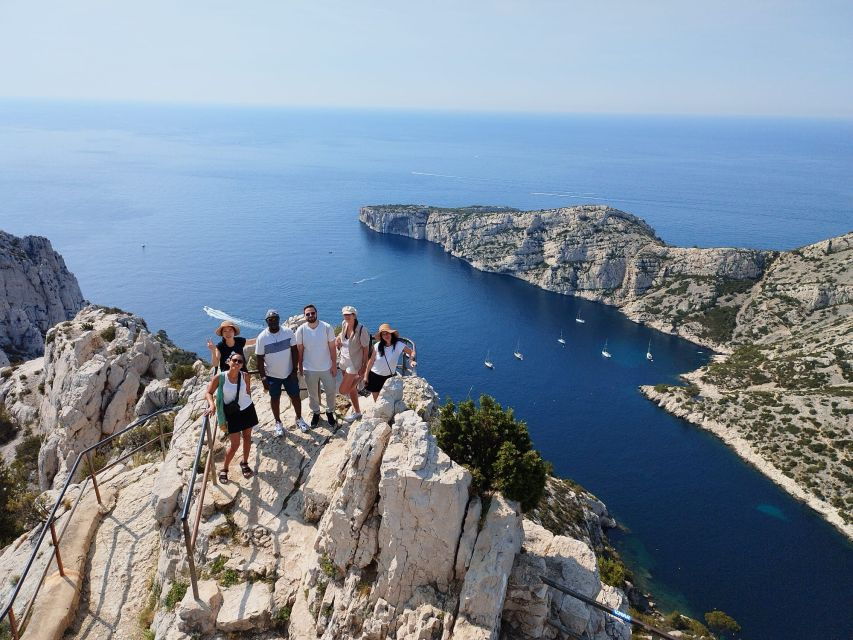 Marseille: Calanque National Park Coves Guided Hiking Tour