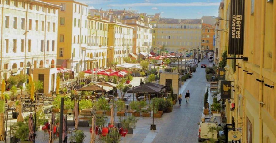 Marseille: Self-guided Like a Local Highlights Day Tour