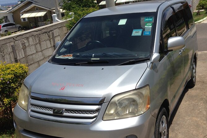 MBJ Airport Round Trip Private Transfer for Runaway Bay Hotels