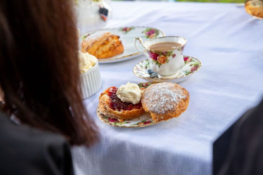 Melbourne: Full-Day Horses, Wine, and Beer Tour - Good To Know