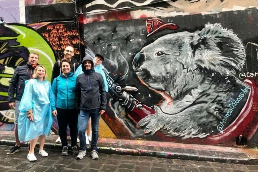 Melbourne: Private Custom Walking Tour With Local Guide