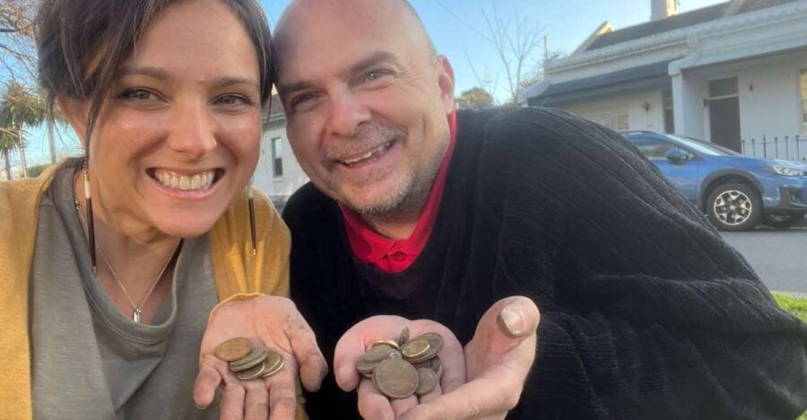 Melbourne: St Kilda Treasure Hunting Experience