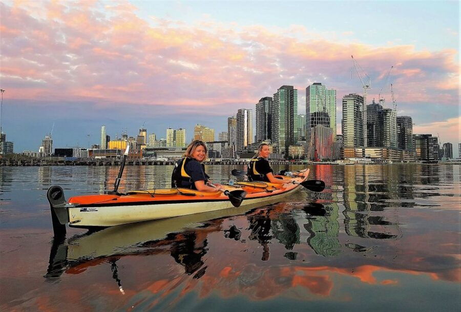 Melbourne: Sunset Kayak Tour With Dinner - Good To Know