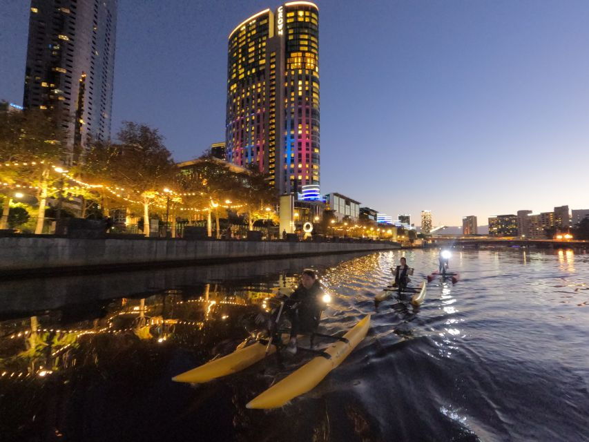 Melbourne: Yarra River Twilight Waterbike Tour