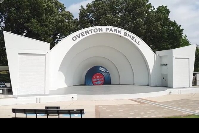 Memphis Majesty: Private Elvis Car Tour & Graceland Adventure