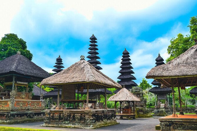 Mengwi Temple, Monkey Forest, Tanah Lot & Royal Balinese Dinner - Good To Know