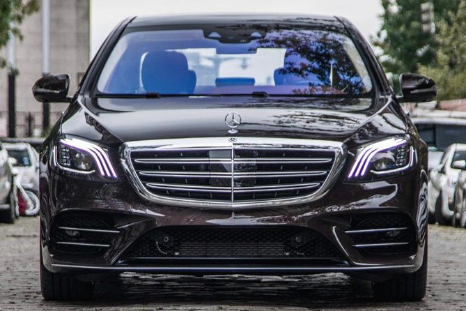 Mercedes Benz S Class Saloon Manhattan to Laguardia Airport