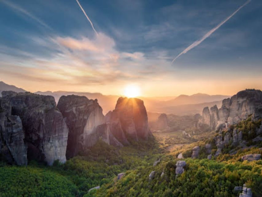 Meteora Private Full Day Tour From Athens & Free Audio Tour