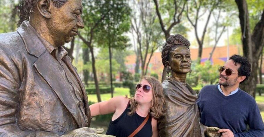 Mexico City: Coyoacan Walking Tour With Frida Kahlo Museum