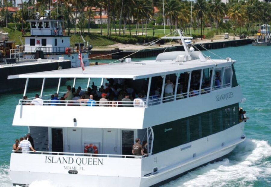 Miami: Biscayne Bay Sightseeing Boat Tour