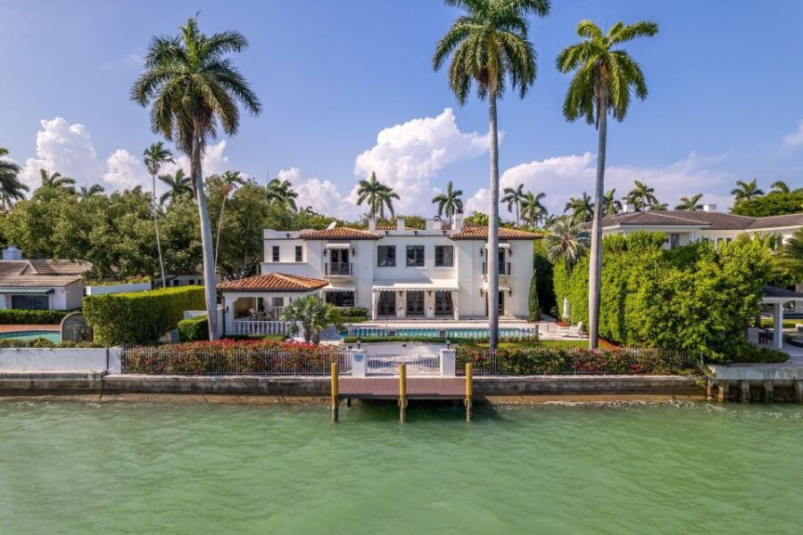 Miami: History of Miami Vintage Yacht Cruise - Good To Know