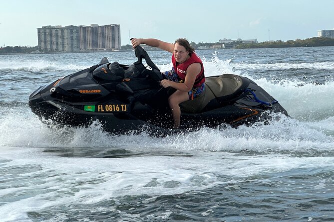Miami Jet Ski Rental in Biscayne Bay for 60 Minutes