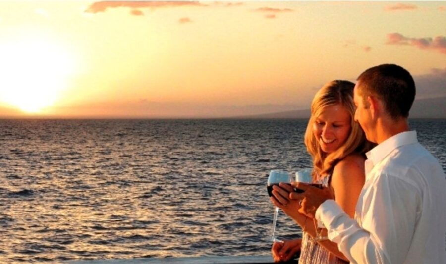 Miami: Sunset Cruise With Celebrity Homes & Open Bar - Good To Know