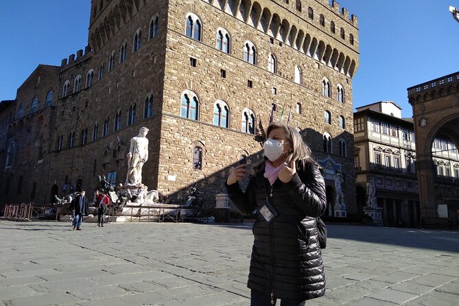 Michelangelos David Tour in the Accademia Gallery - Good To Know