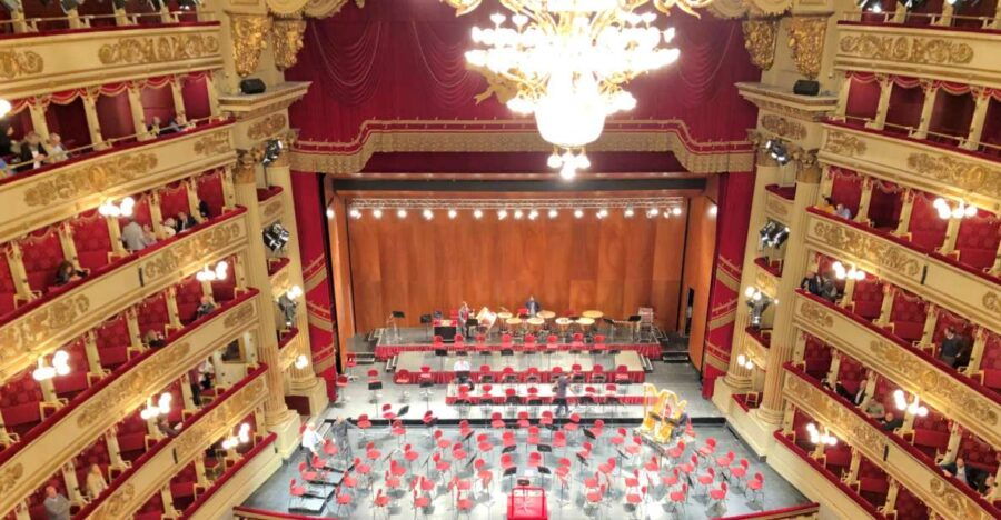 Milan: Duomo & La Scala Guided Tour, Optional Hop-on Hop-off - Good To Know