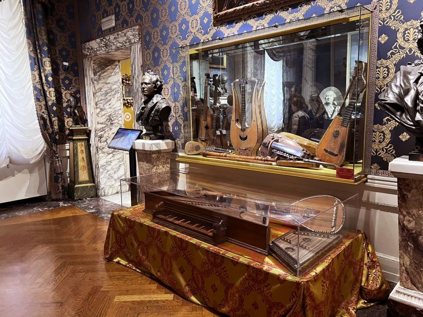 Milan: Scala Theater and Duomo Cathedral Guided Tour - Good To Know