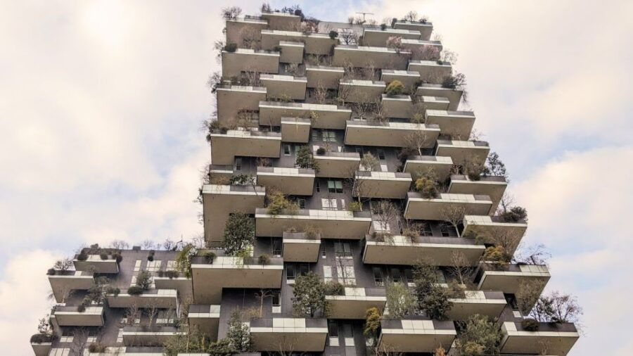 Milan: Self-guided Walk in Futuristic Porta Nuova District - Good To Know
