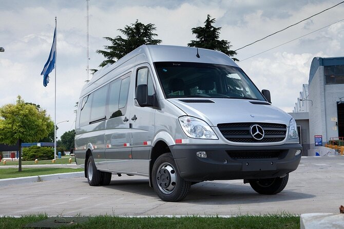 Minivan Airport Private Transfer to or From Rio De Janeiro