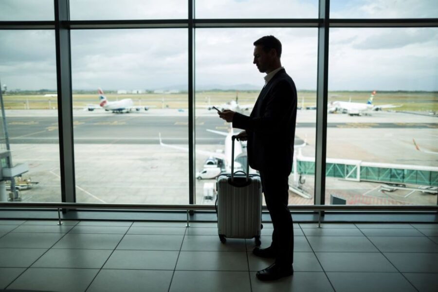 Mohammed V Airport: Private 1-Way Transfer to Casablanca