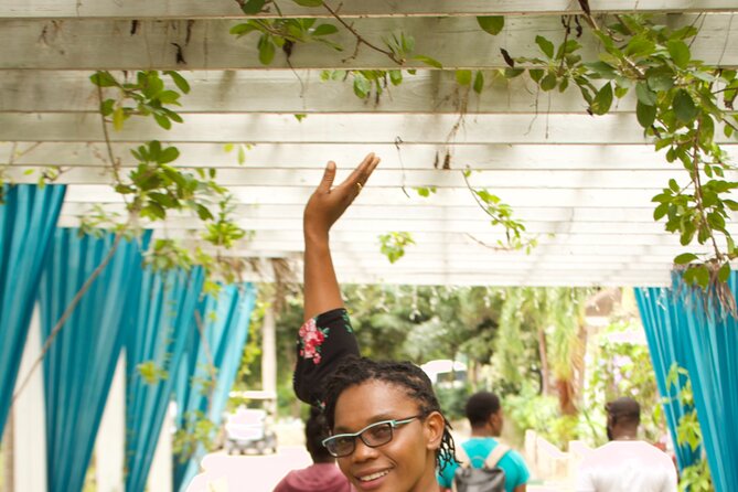 Montego Bay Community Highlight and Souvenir Shopping