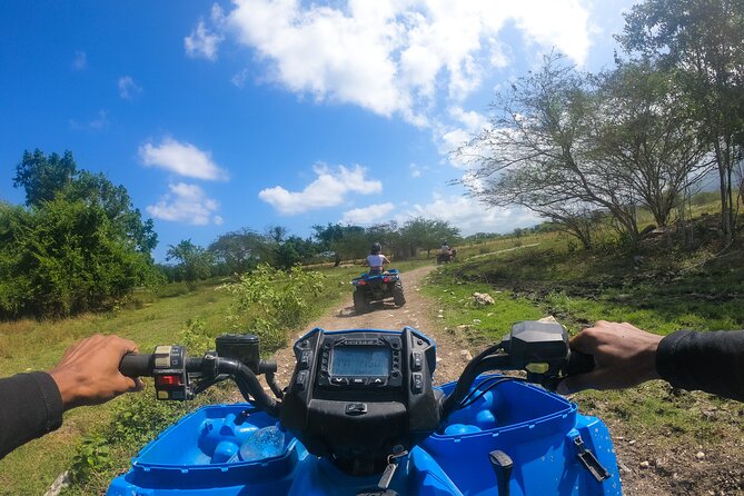 Montego Bay to Dunns River Falls Climb and Zipline Adventure  – Jamaica