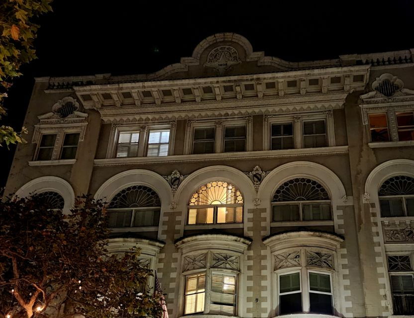 Monterey: Macabre Monterey Ghosts Walking Tour