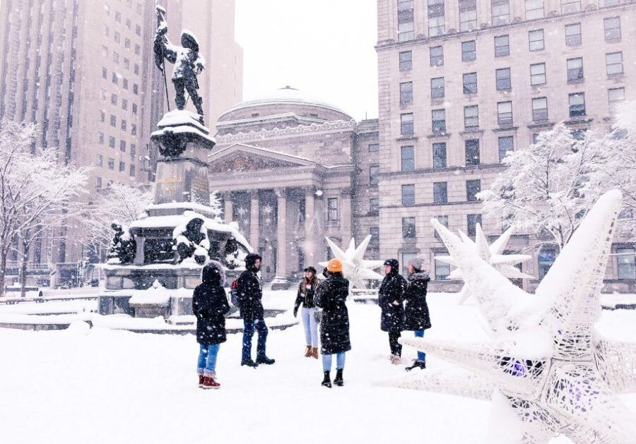 Montreal: Explore Old Montreal Small-Group Walking Tour