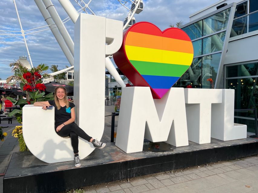 Montreal: Self-Guided Old Town Scavenger Hunt Walking Tour