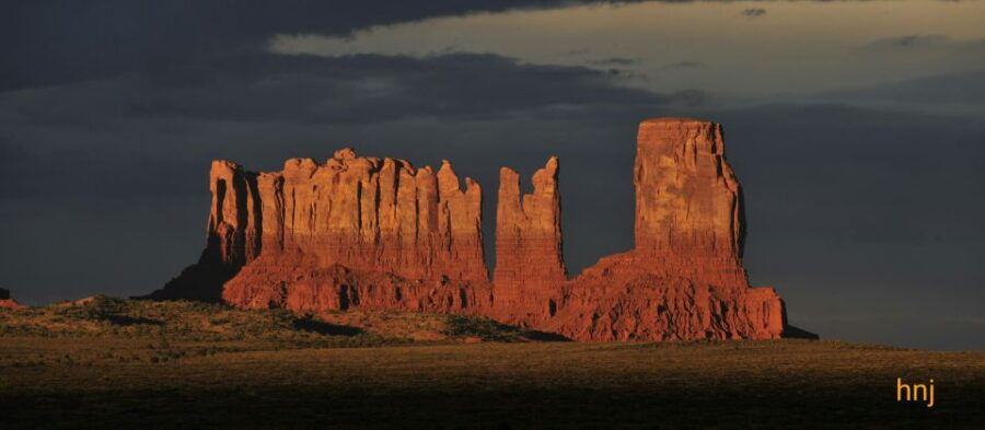 Monument Valley : 3.0 Hrs. Sunset Tours