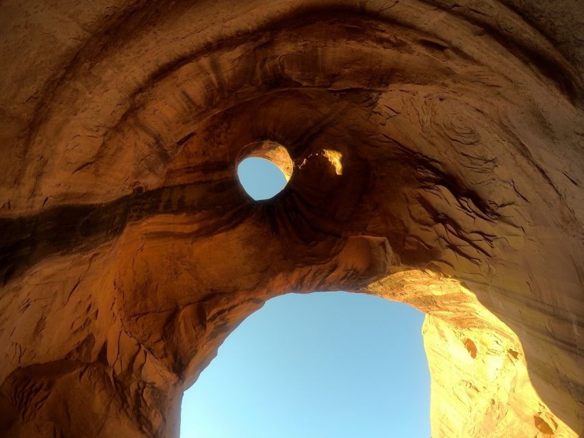 Monument Valley: Scenic 2.5-Hour Guided Tour