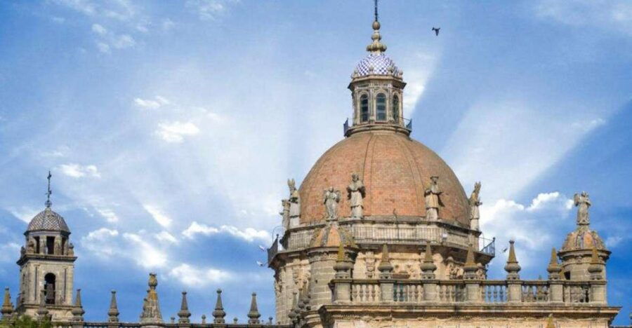 Monumental Jerez Guided Tour