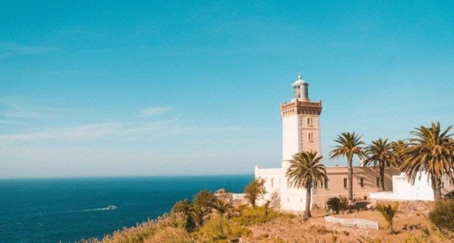 Morocco and Blue Cities: 3 Day Tour From Málaga