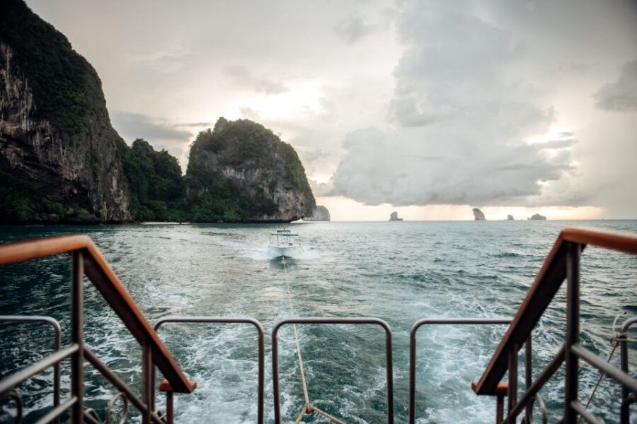 Motor Yacht Lalida: Romantic Sunset Dinner Cruise in Krabi