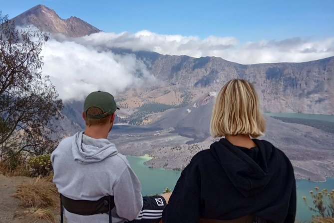 Mount Rinjani Trekking Summit Full View Point 3726m ( 2Days 1Night )