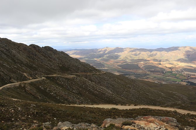 Mountain Bike the Swartberg Pass