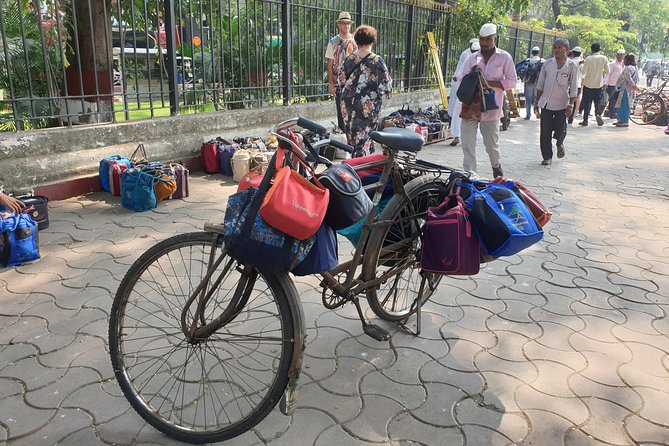 Mumbai City Dabbawala Aka Lunchbox Train Ride Tour - the Unfeigned Mumbai. - Good To Know
