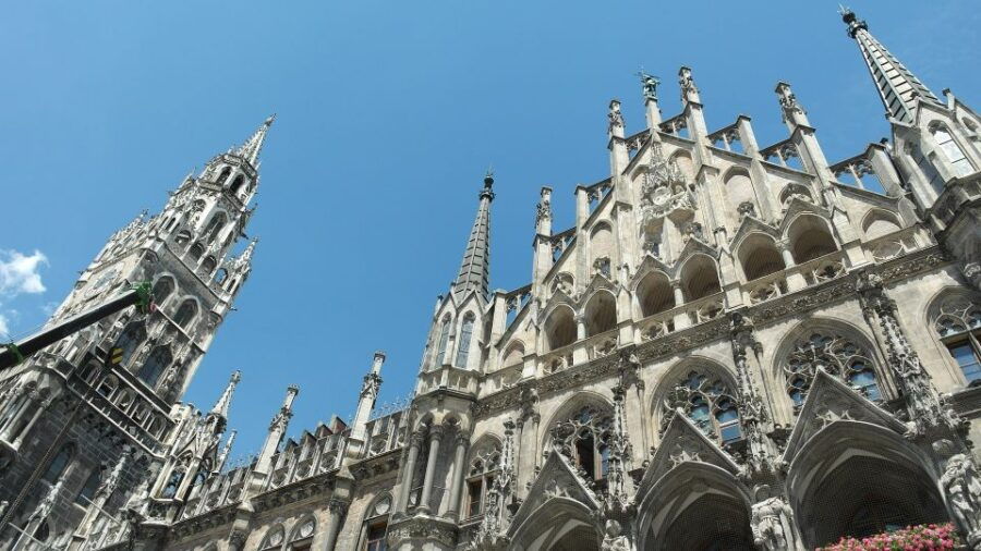 Munich: Self-Guided Old Town Riddle Tour