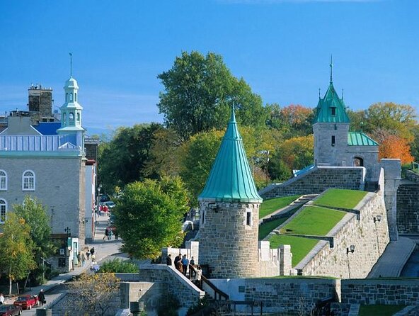 Mysteries & Anecdotes Walking Tour in Quebec