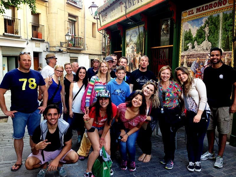Mysteries & Tapas Tour in Madrid Pub Crawl