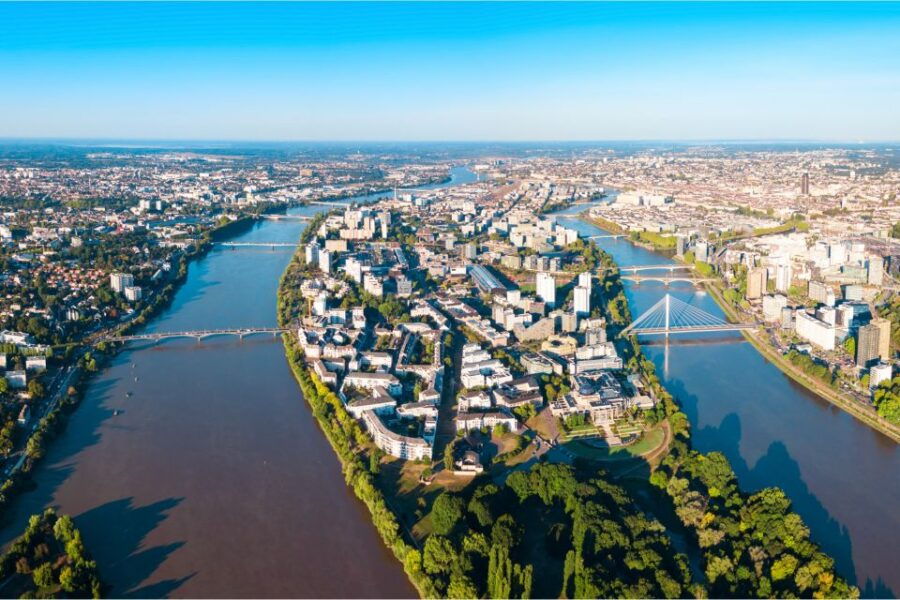 Nantes: First Discovery Walk and Reading Walking Tour