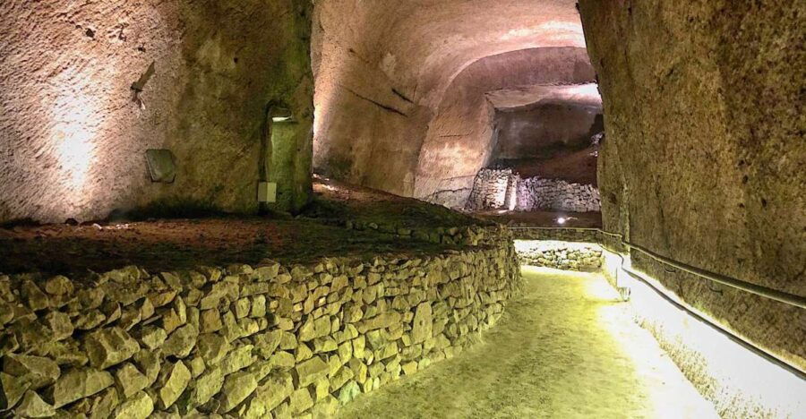 Naples: Guided Visit to the LAPIS Museum in Italian - Good To Know