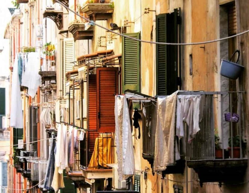 Naples: The Spanish Quarters, Street Art and Local Market - Good To Know