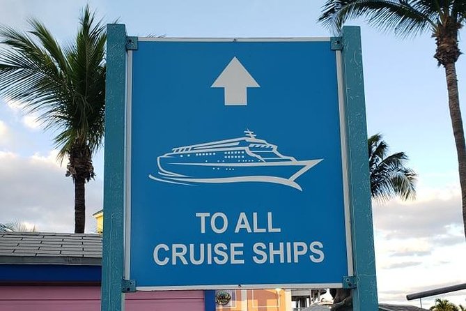 Nassau Private Round-Trip Taxi to Atlantis or Margaritaville  – New Providence Island