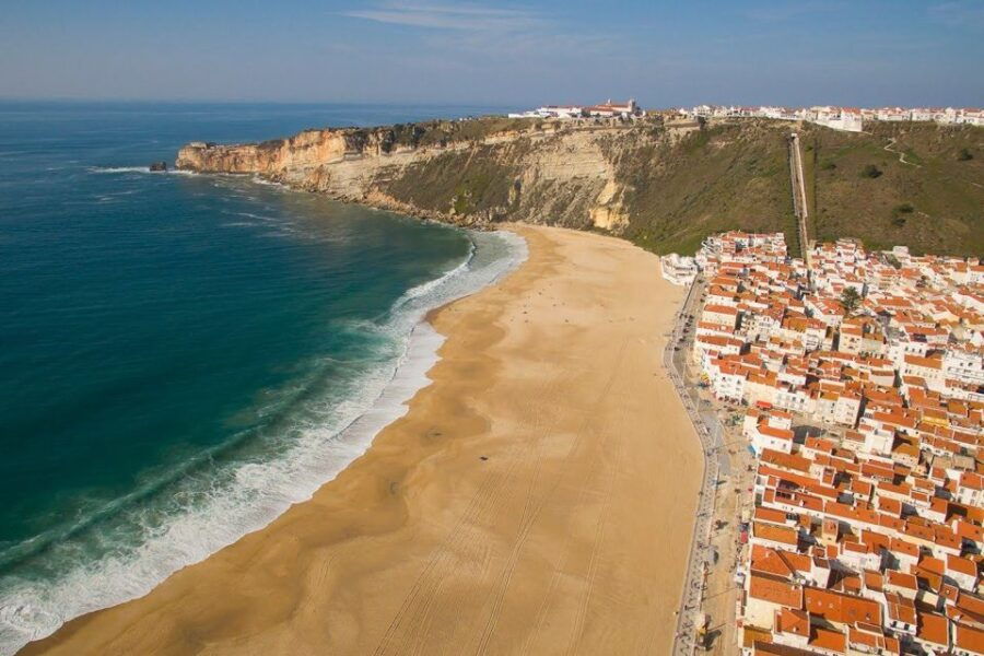 Nazaré Private Transfer:To/From the Lisbon Airport - Good To Know