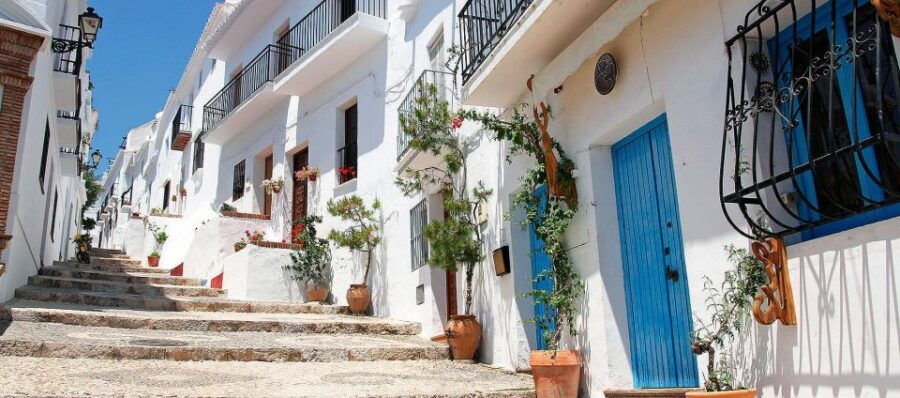 Nerja: Nerja & Frigiliana Private Day Trip From Malaga