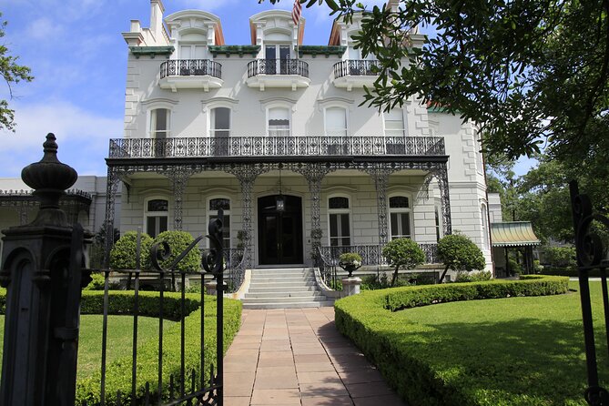 New Orleans Garden District- at Your Own Pace. Downloadable Audiovisual Tour. - Good To Know