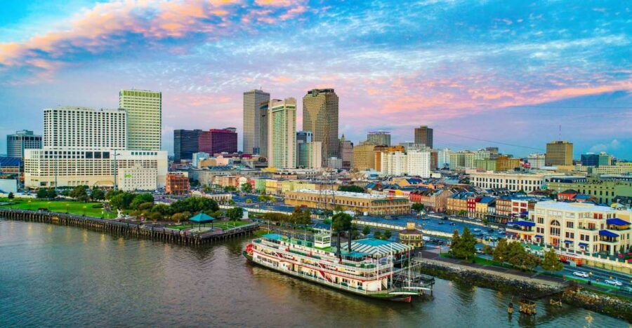 New Orleans: Historic French Quarter Exploration Game