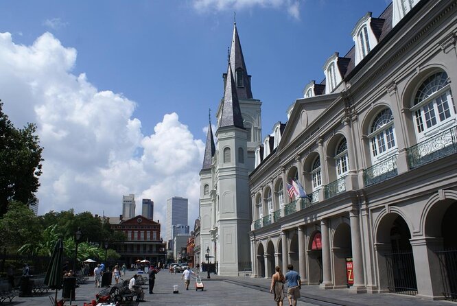 New Orleans Scandals and Legends Private 2 Hour Walking Tour - Good To Know